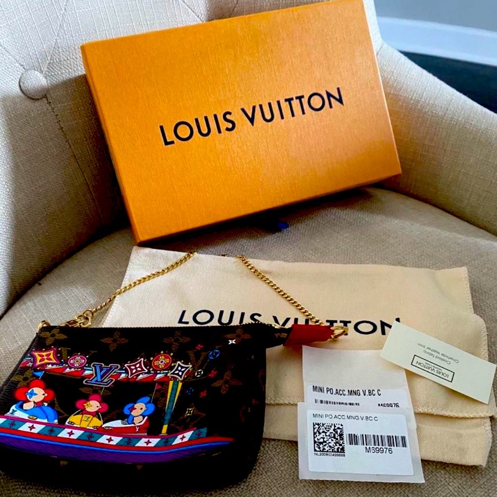 Louis Vuitton monogram canvas mini